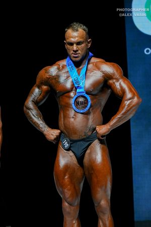 CLASSIC PHYSIQUE 178
